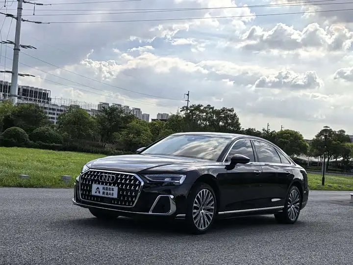 Audi A8 2023, арт. CN-3328590 — фото 1