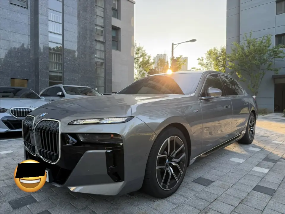 BMW 7 Series 2022, арт. KR-3328813 — фото 1