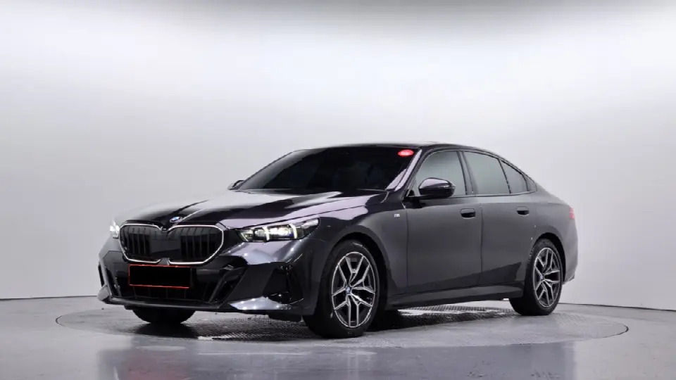 BMW 5 Series 2023, арт. KR-3329361 — фото 1