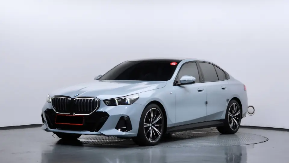 BMW 5 Series 2023, арт. KR-3329538 — фото 1