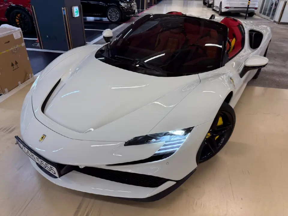 Ferrari SF90 2021, арт. KR-3329543 — фото 1