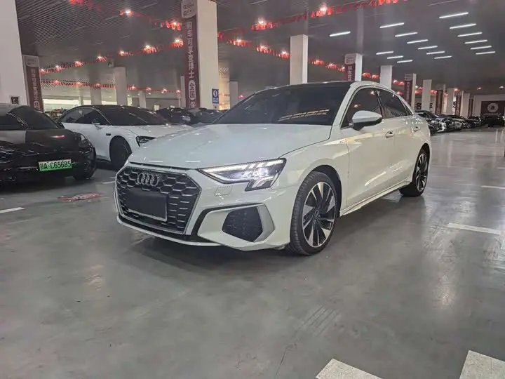 Audi A3 2023, арт. CN-3374837 — фото 1