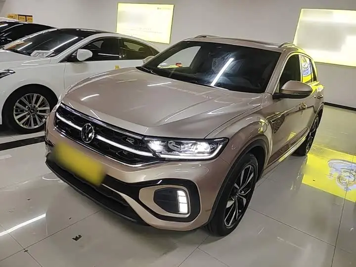 Volkswagen T-Roc 2023, арт. CN-3374985 — фото 1