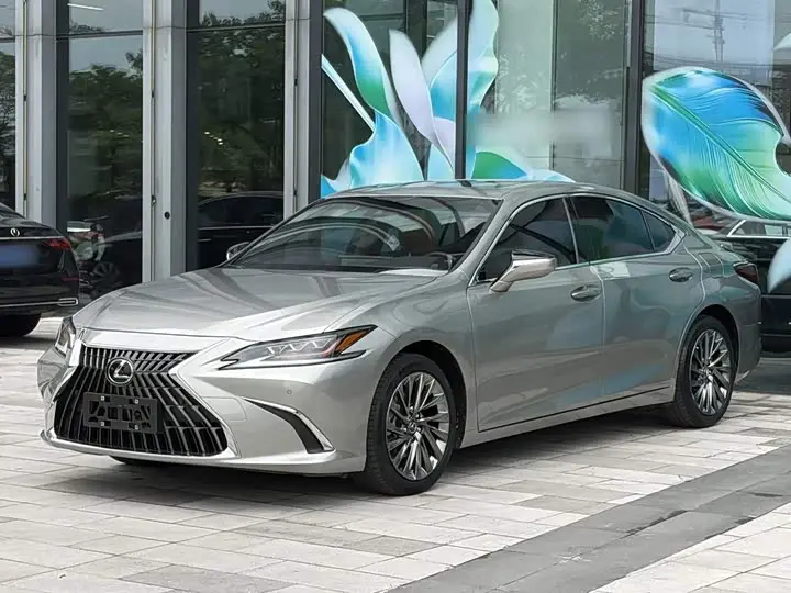 Lexus ES 2023, арт. CN-3376072 — фото 1