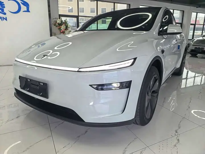 Tesla Model Y 2026, арт. CN-3376483 — фото 1