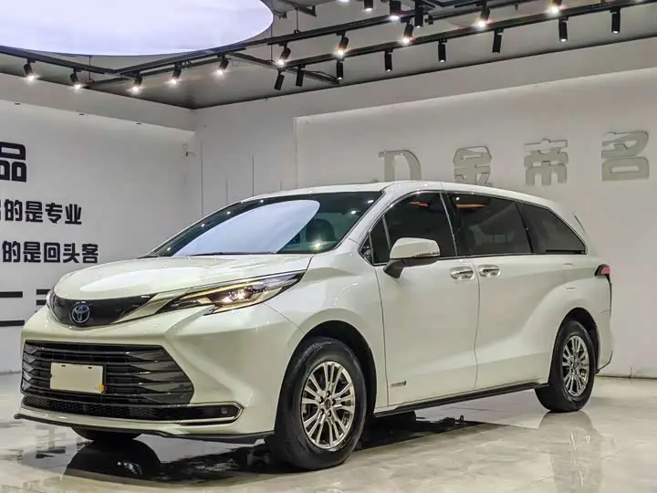 Toyota Sienna 2021, арт. CN-3377398 — фото 1