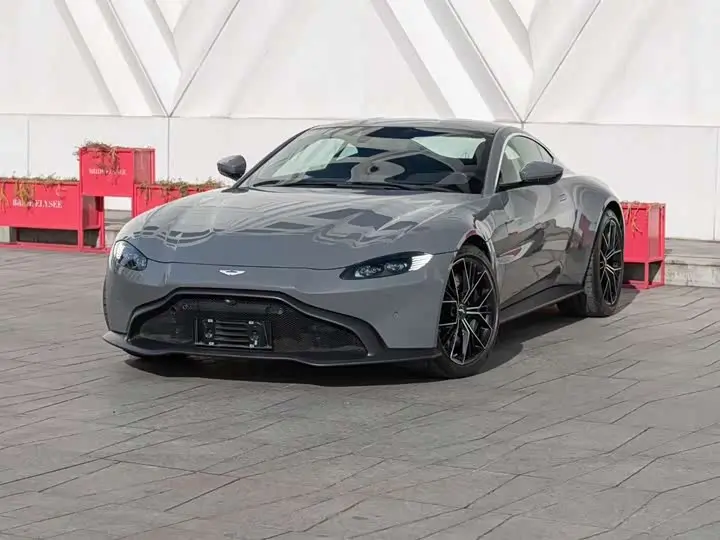 Aston Martin V8 Vantage 2020, арт. CN-3380584 — фото 1