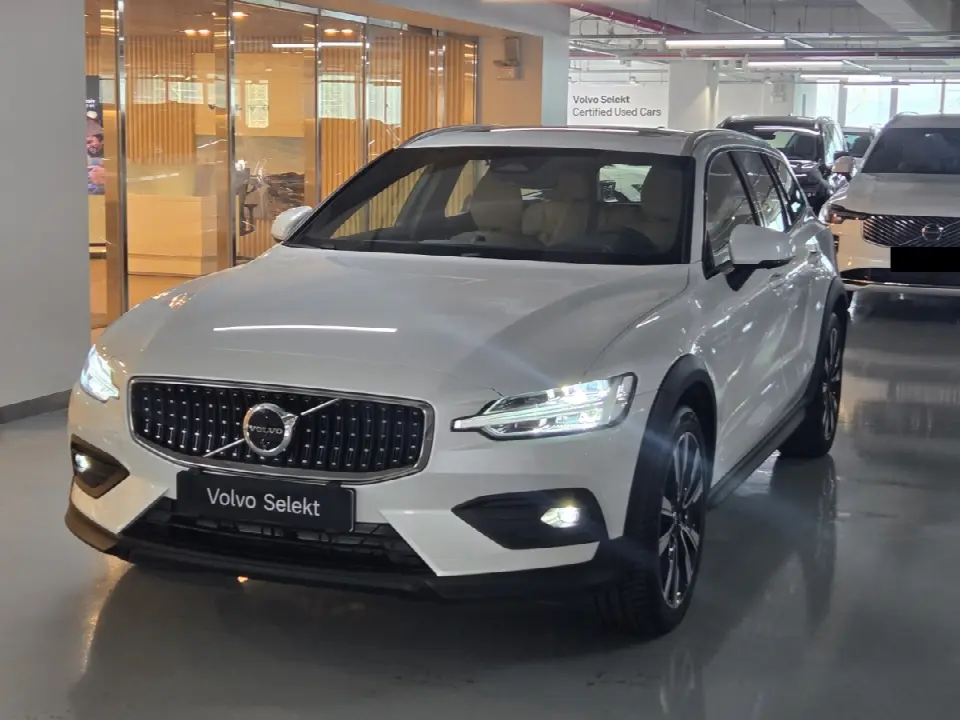 Volvo V60 2019, арт. KR-3408478 — фото 1