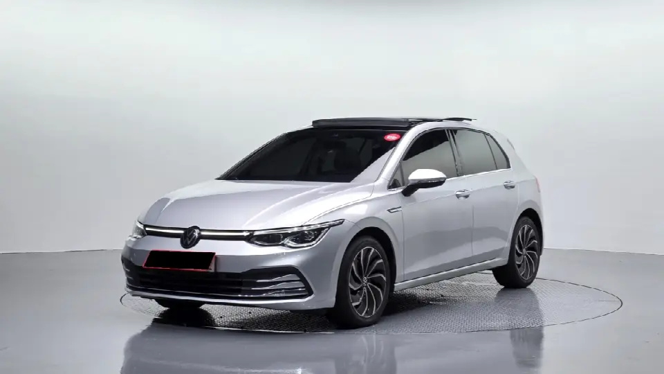 Volkswagen Golf 2022, арт. KR-3408728 — фото 1