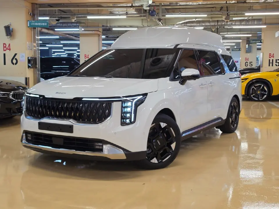Kia Carnival 2023, арт. KR-3413536 — фото 1