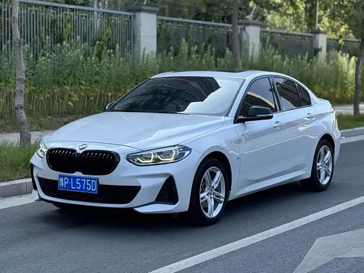 BMW 1 Series 2022, арт. CN-3417940 — фото 1