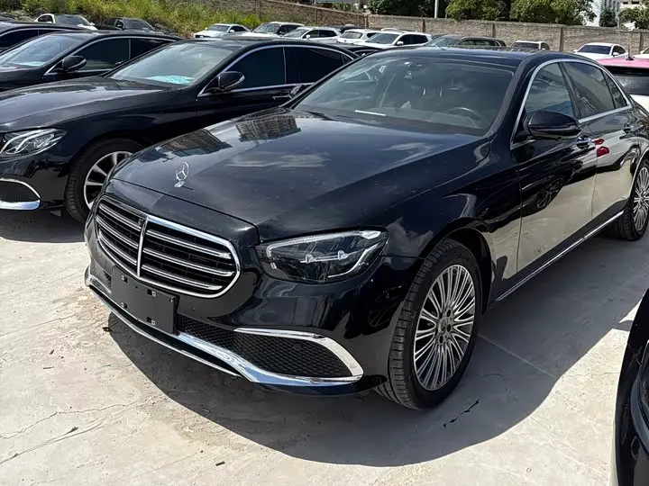 Mercedes-Benz E-Class 2023, арт. CN-3420144 — фото 1