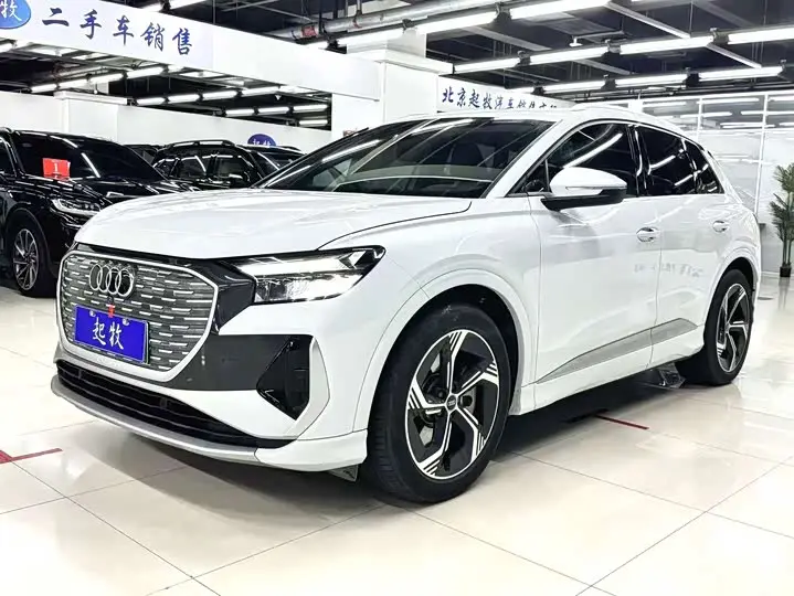 Audi Q4 e-tron 2024, арт. CN-3421336 — фото 1