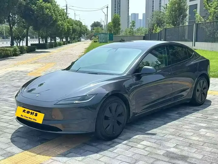 Tesla Model 3 2026, арт. CN-3423697 — фото 1