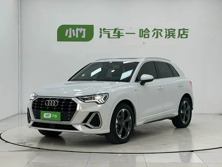 Audi Q3 2022, арт. CN-3426748 — фото 1