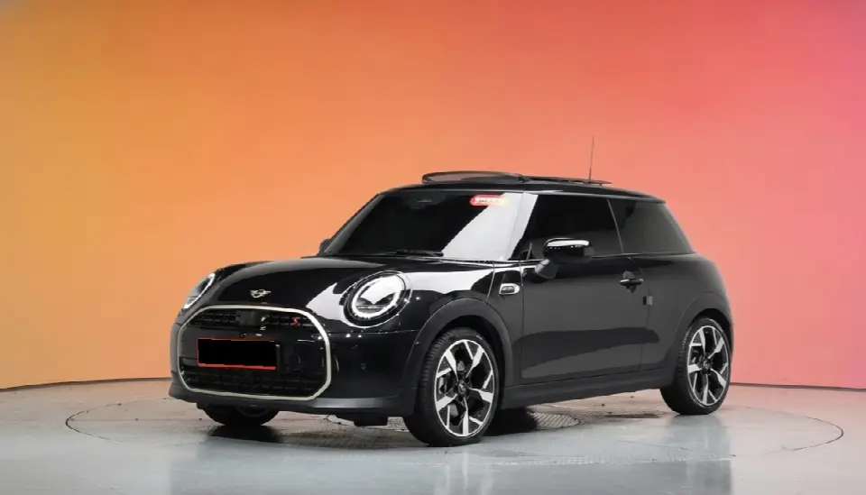 Mini Cooper 2024, арт. KR-3430381 — фото 1