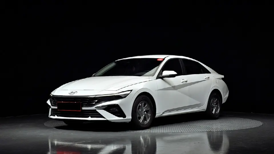 Hyundai Avante 2023, арт. KR-3432621 — фото 1