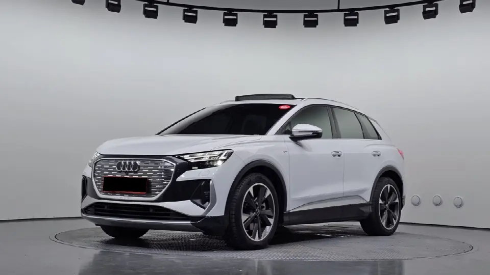 Audi Q4 e-tron 2022, арт. KR-3432754 — фото 1