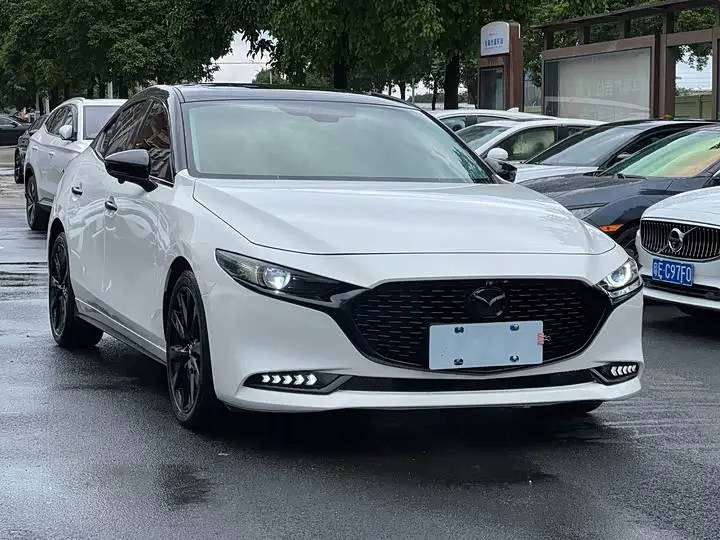 Mazda 3 (Axela) 2023, арт. CN-3445745 — фото 1