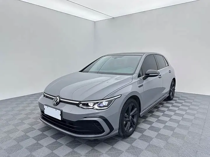 Volkswagen Golf 2023, арт. CN-3447547 — фото 1