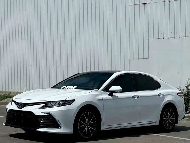 Toyota Camry 2023, арт. CN-3448486 — фото 1