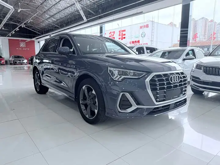 Audi Q3 2022, арт. CN-3449735 — фото 1