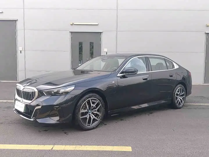 BMW i5 2024, арт. CN-3450121 — фото 1