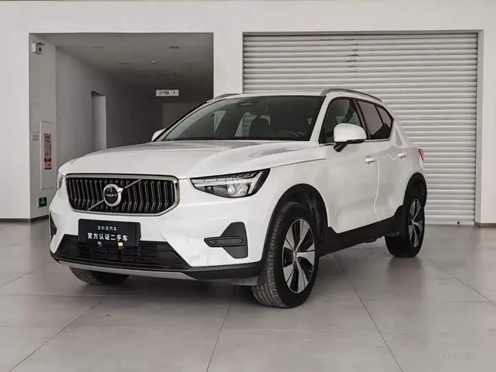 Volvo XC40 2025, арт. CN-3451406 — фото 1