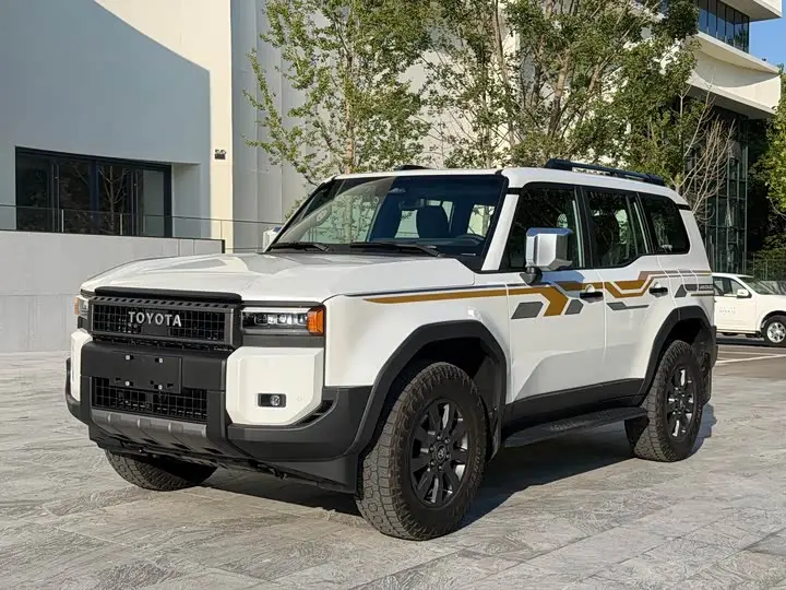 Toyota Prado 2024, арт. CN-3451830 — фото 1