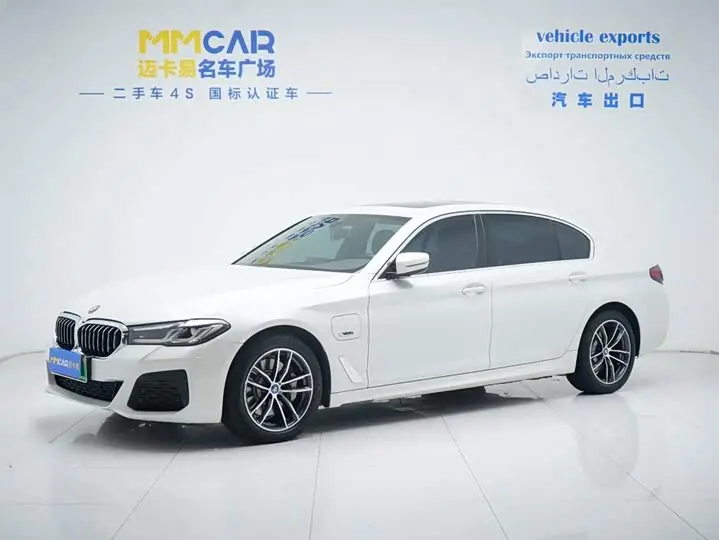 BMW 5 Series Hybrid 2022, арт. CN-3452776 — фото 1