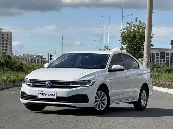 Volkswagen Bora 2021, арт. CN-3453593 — фото 1