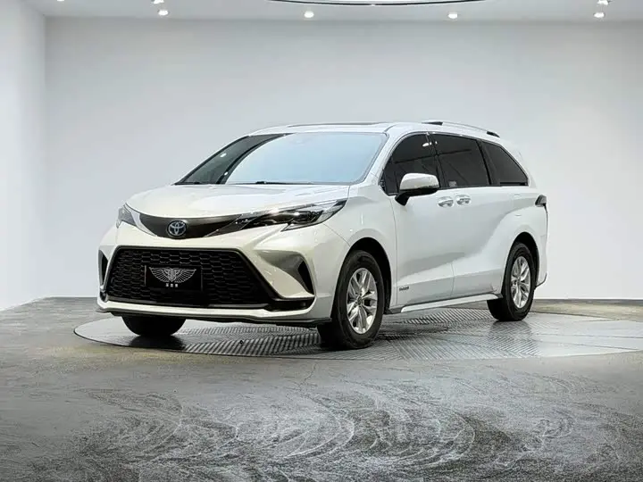 Toyota Granvia 2023, арт. CN-3454295 — фото 1