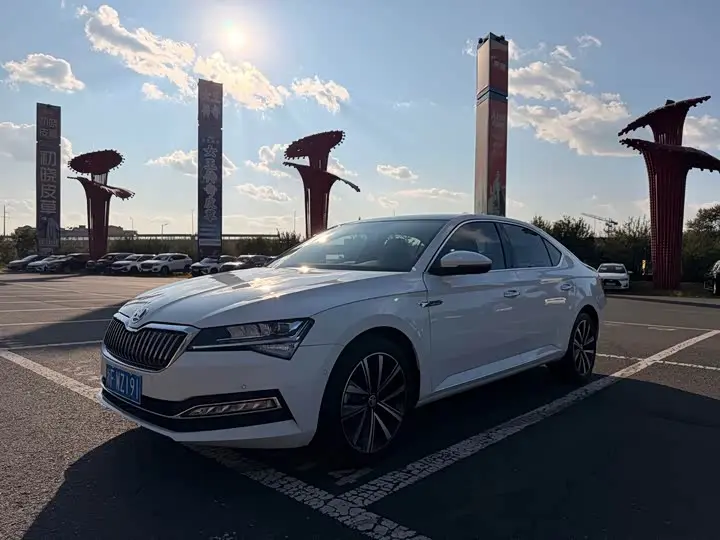 Skoda Superb 2024, арт. CN-3455067 — фото 1