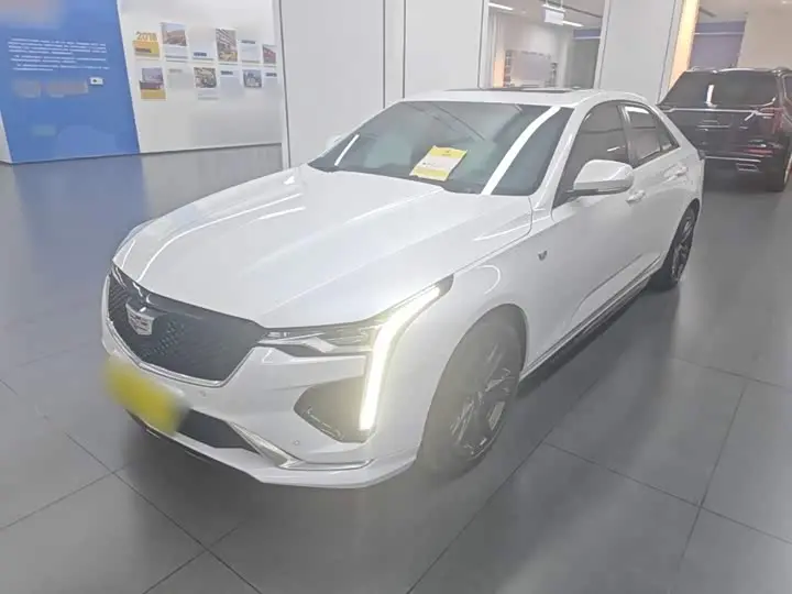 Cadillac CT4 2023, арт. CN-3455452 — фото 1