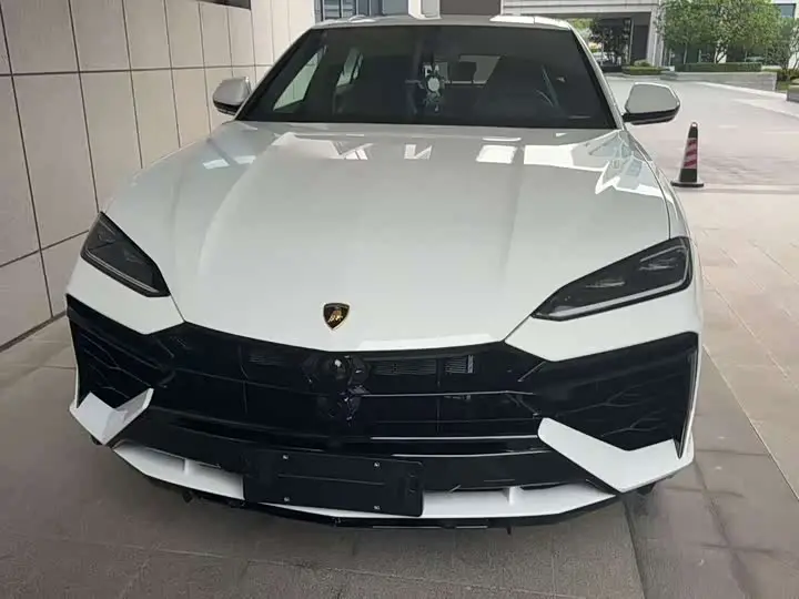 Lamborghini Urus SE 2025, арт. CN-3455555 — фото 1