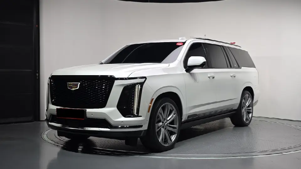 Cadillac Escalade 2021, арт. KR-3456874 — фото 1