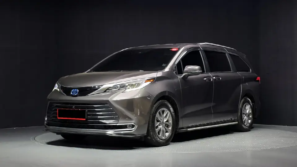 Toyota Sienna 2020, арт. KR-3480188 — фото 1