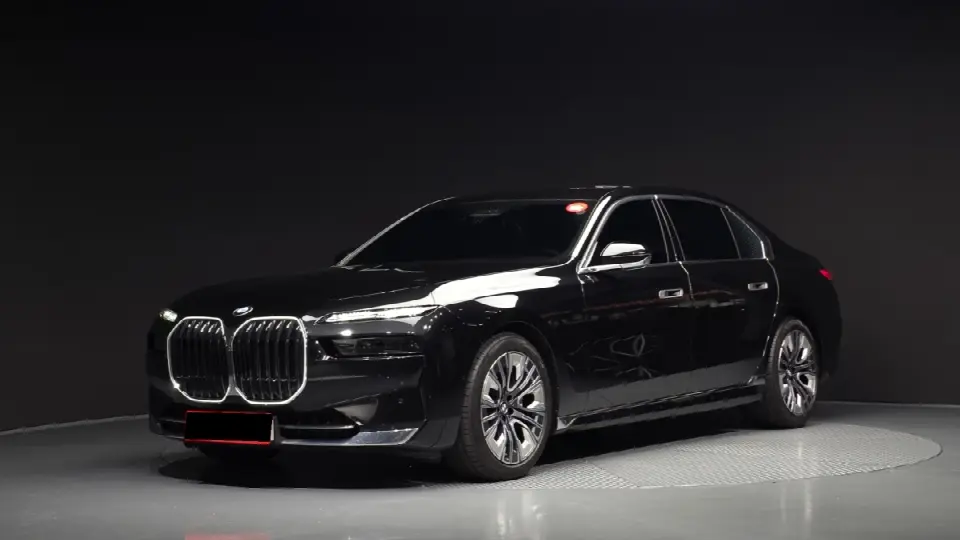 BMW 7 Series 2022, арт. KR-3489855 — фото 1