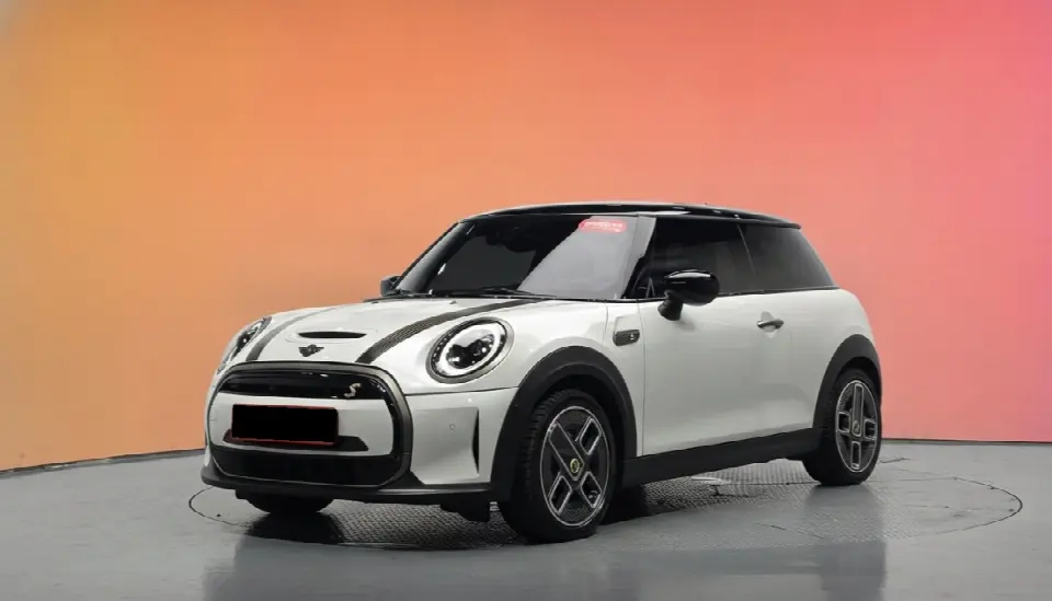 Mini Cooper 2022, арт. KR-3490115 — фото 1