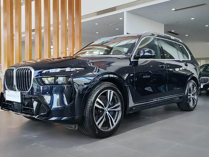BMW X7 2024, арт. CN-3491675 — фото 1