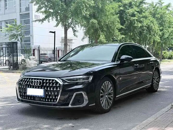 Audi A8 2023, арт. CN-3494243 — фото 1