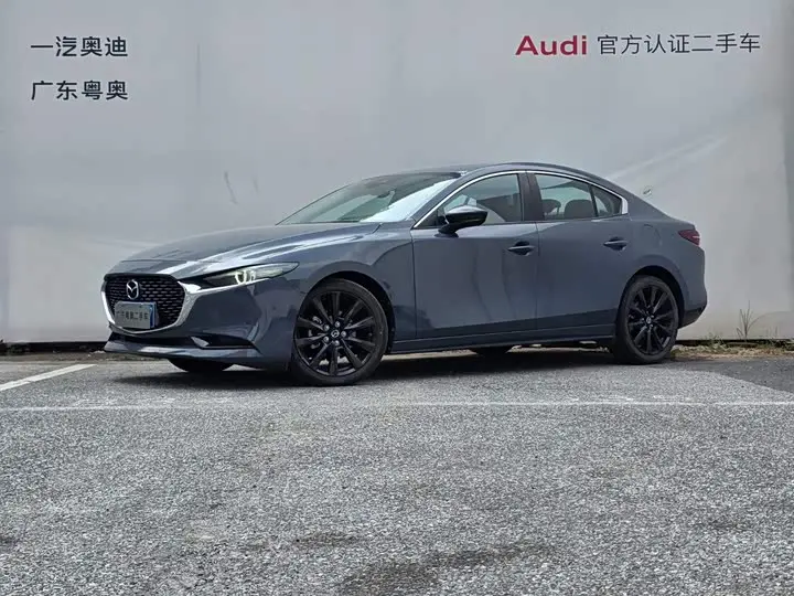 Mazda 3 (Axela) 2022, арт. CN-3494500 — фото 1