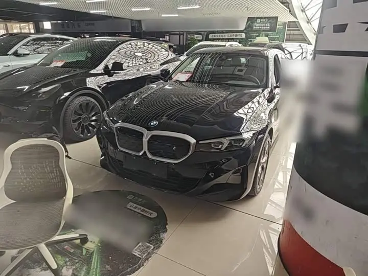 BMW i3 2022, арт. CN-3494753 — фото 1