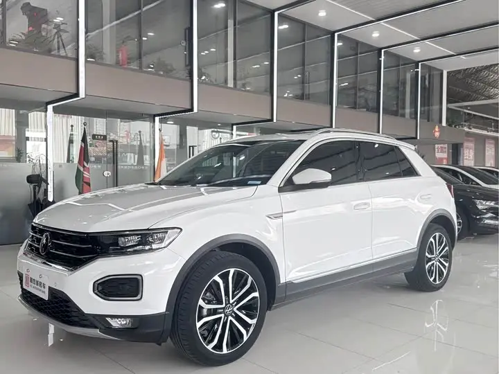 Volkswagen T-Roc 2022, арт. CN-3499430 — фото 1