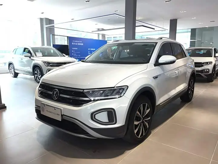 Volkswagen T-Roc 2024, арт. CN-3500610 — фото 1