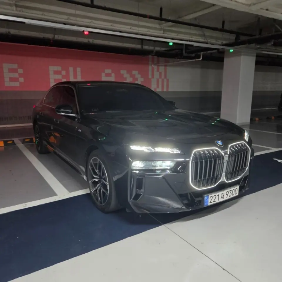 BMW 7 Series 2022, арт. KR-3501481 — фото 1