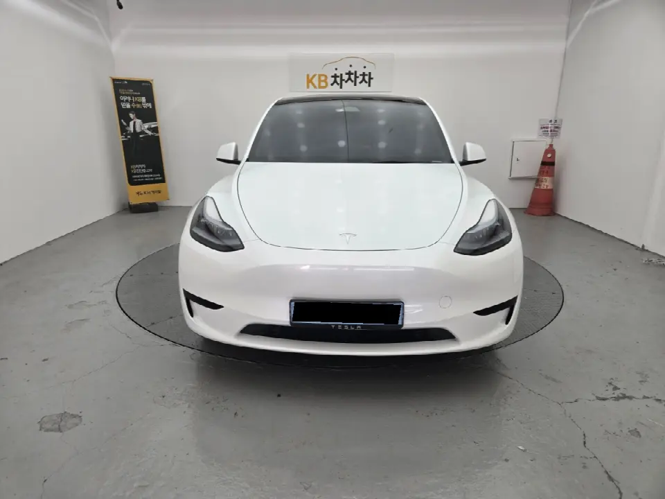 Tesla Model Y 2020, арт. KR-3501634 — фото 1