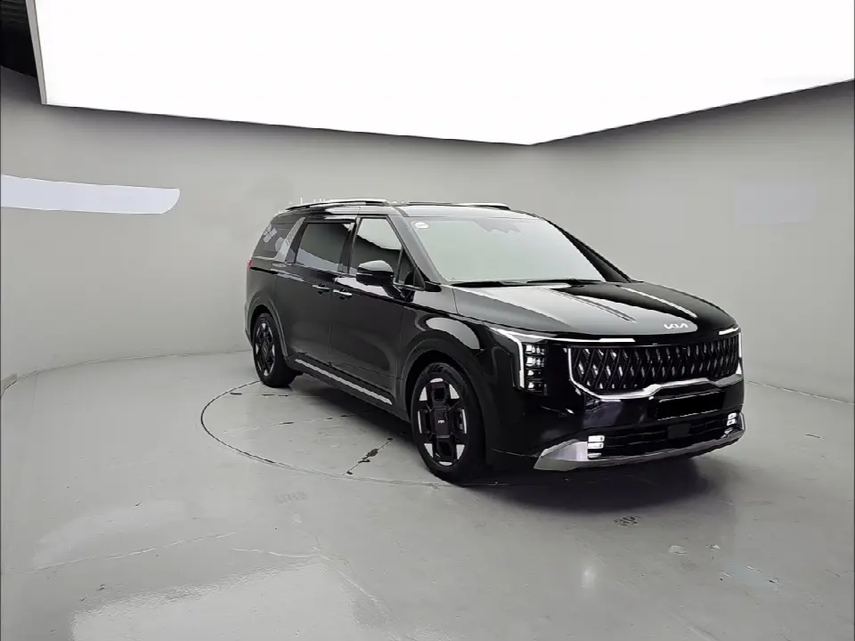 Kia Carnival 2023, арт. KR-3501753 — фото 1