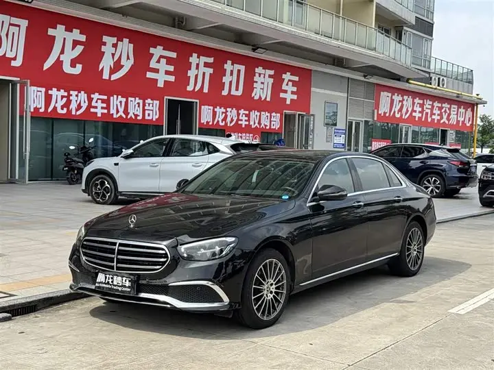 Mercedes-Benz E-Class 2023, арт. CN-3510328 — фото 1