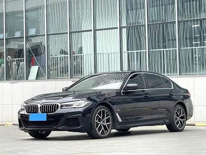 BMW 5 Series 2022, арт. CN-3510387 — фото 1
